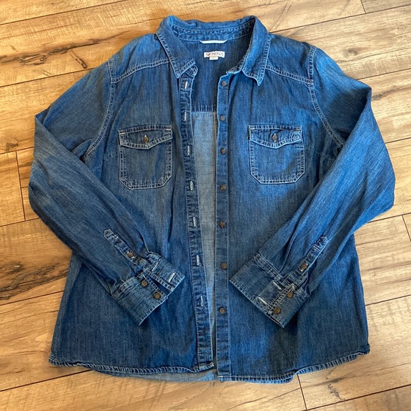 Women’s Chambray Shirt - Picture 1 of 4